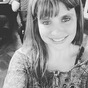Meet your Posher, Alissa
